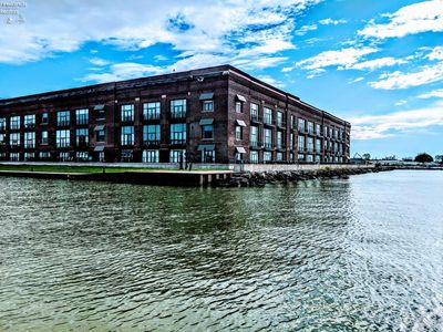 401 W Shoreline Dr Unit 206
