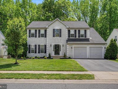 6 Stirling Dr