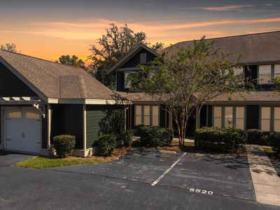 5520 Colonial Chatsworth Cir