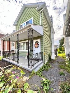 17 Airy St