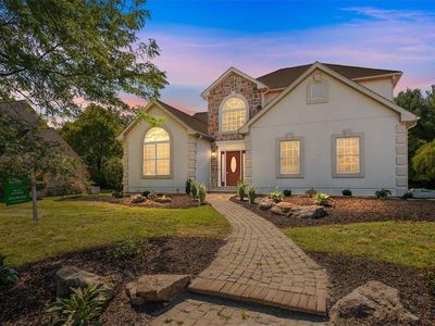 5807 Snowy Orchid Ln