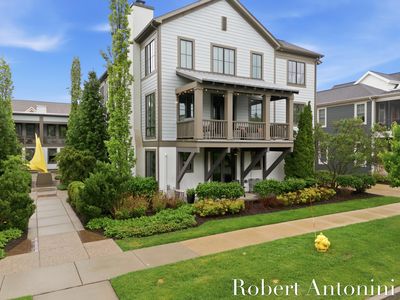 706 Croswell Ave SE #10