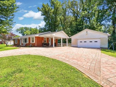 6282 Highway 60 E