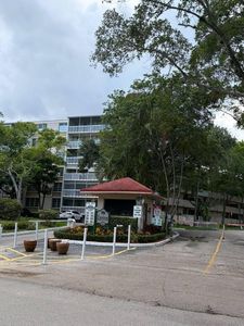 7011 Environ Boulevard #210