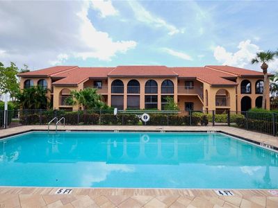 5510 SW 4th Pl APT 406