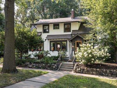 2322 Buford Ave