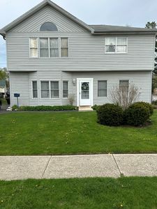 163 N California Ave