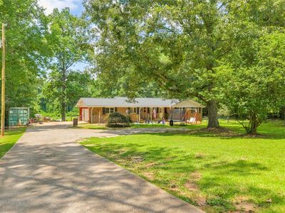 849 Swan Lake Rd