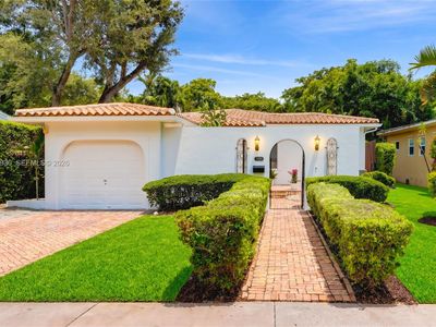 4943 Riviera Dr