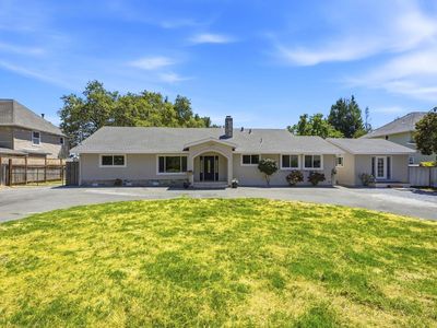 8511 Sonoma Avenue