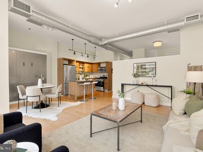1390 V St NW APT 203