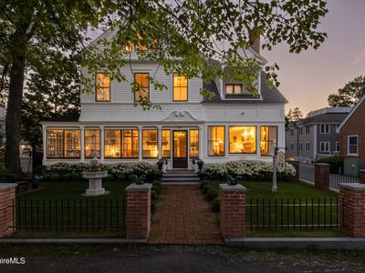 17 Main St