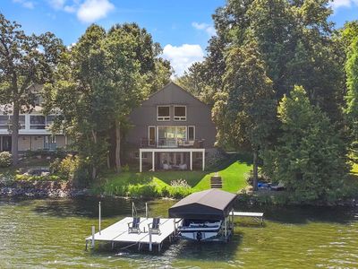 3015 E Lake Shore DRIVE