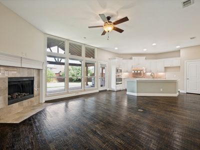 850 Woodview Dr