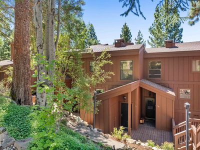 125 Lassen Dr #17