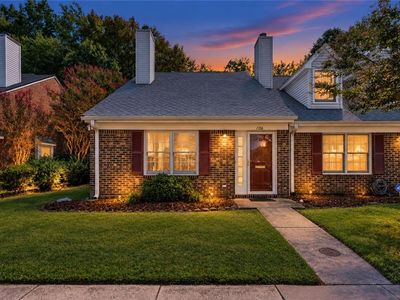 Property at 106 Englewood Dr, Yorktown, VA