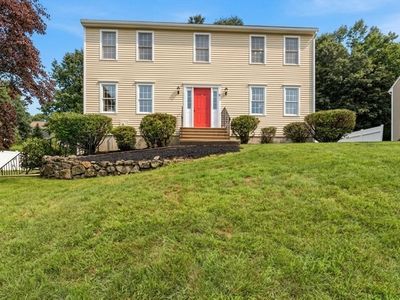 38 Trowbridge Ln