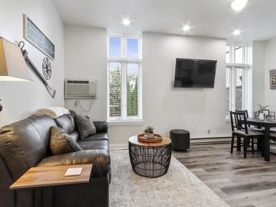 W3216 South Lakeshore DRIVE #105