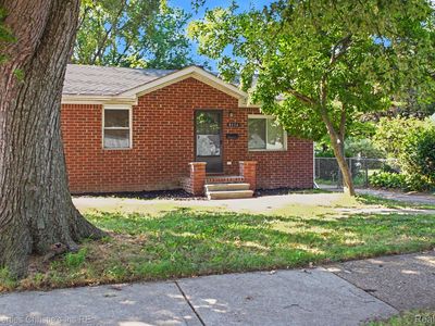 8154 Prospect Ave