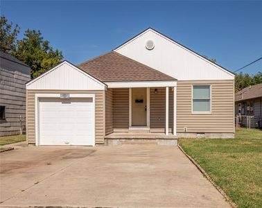 305 W Rickenbacker Dr