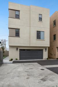 1054 Canal St