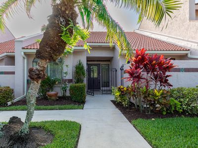 3303 SE Sandpiper Circle