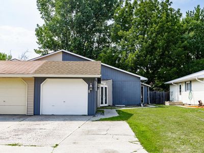 Property at 2321 Country Club Pkwy, Moorhead, MN