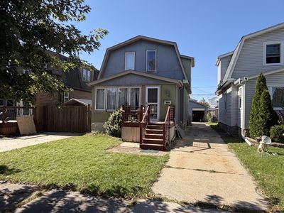 Property at 11258 S Drake Ave, Chicago, IL