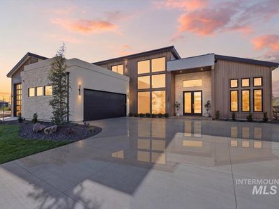 3457 N Harvest Moon Way