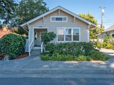 236 S Humboldt Street