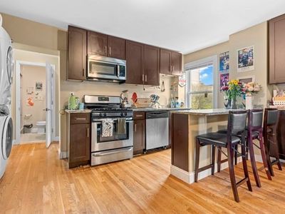 4 Burke St