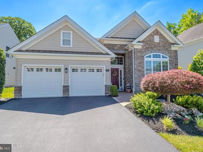 5 Tree Line Dr
