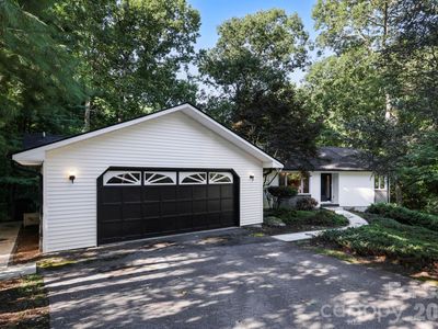 18 E Rosewood Trl