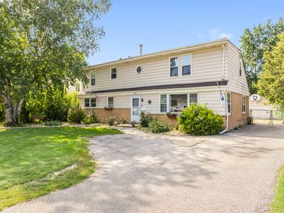 309 E Walnut St