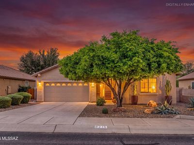 8215 N Willow View Dr