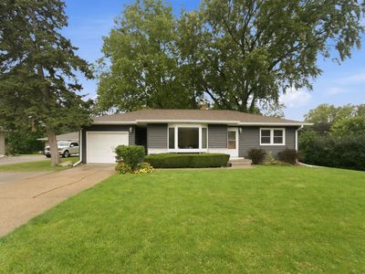 3415 McClain Dr