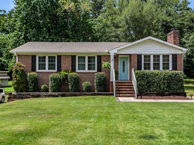 14 Scarlett St
