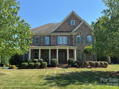 1003 Desborough Dr