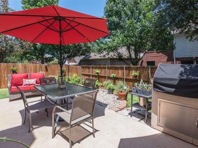 1900 Stonecourt Dr