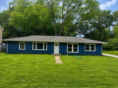 132-136 S Elgin Ave