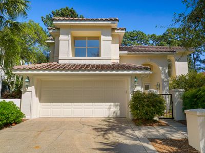 8026 Legend Creek Dr