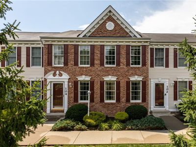 104 Castleview Dr