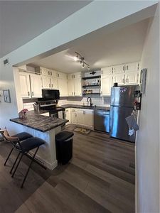 8133 Holmes Rd APT 101