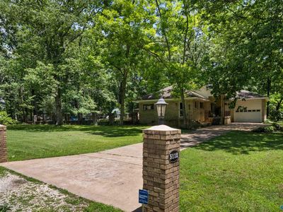 5112 Riverview Dr SE