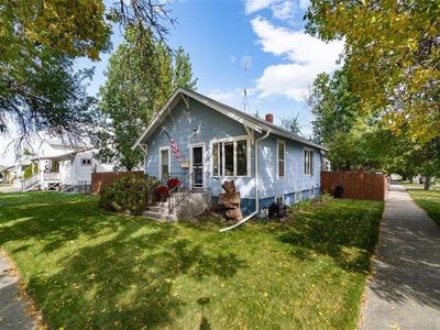 319 West Ave