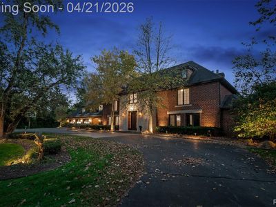 25325 Devon Ln