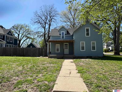 723 N 9th St