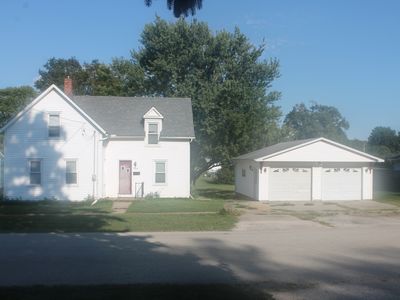 Property at 306 N Holmes St, Cambridge, IL