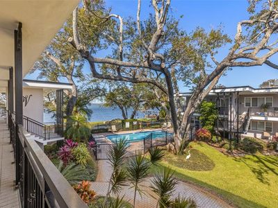 1101 Victoria Dr UNIT 16