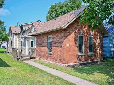363 Chatfield St